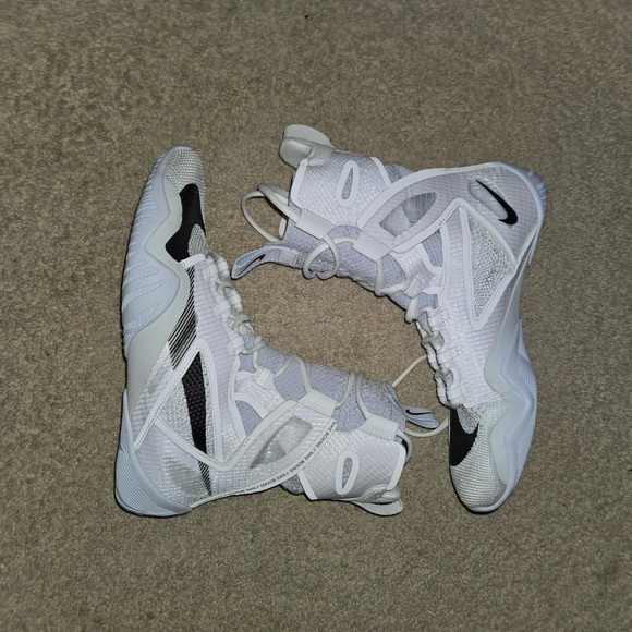 Nike Hyper K.O 2.0 (Size 9.5) (used twice) - Picture 7 of 7